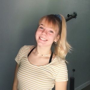 Meet your Posher, Elisha